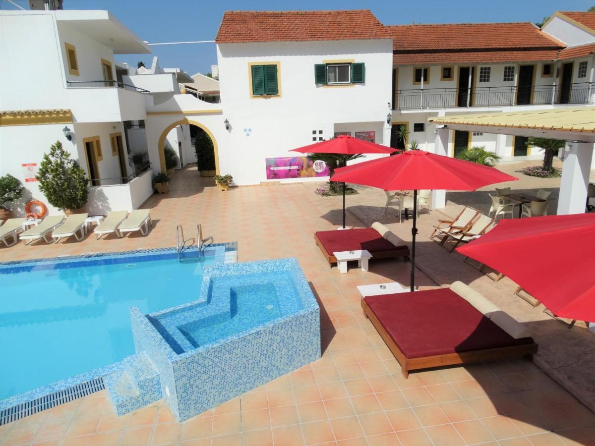 Oasis Beach Club Kavos Exterior photo