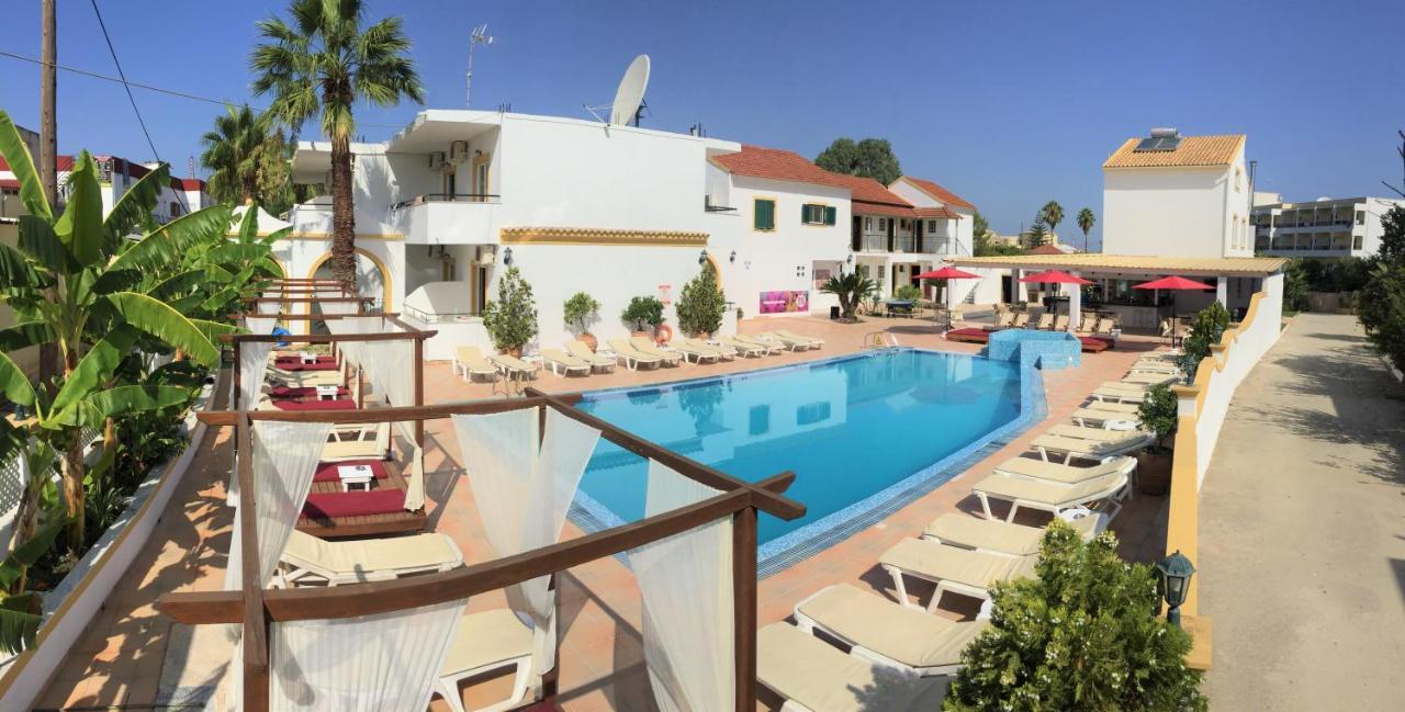 Oasis Beach Club Kavos Exterior photo