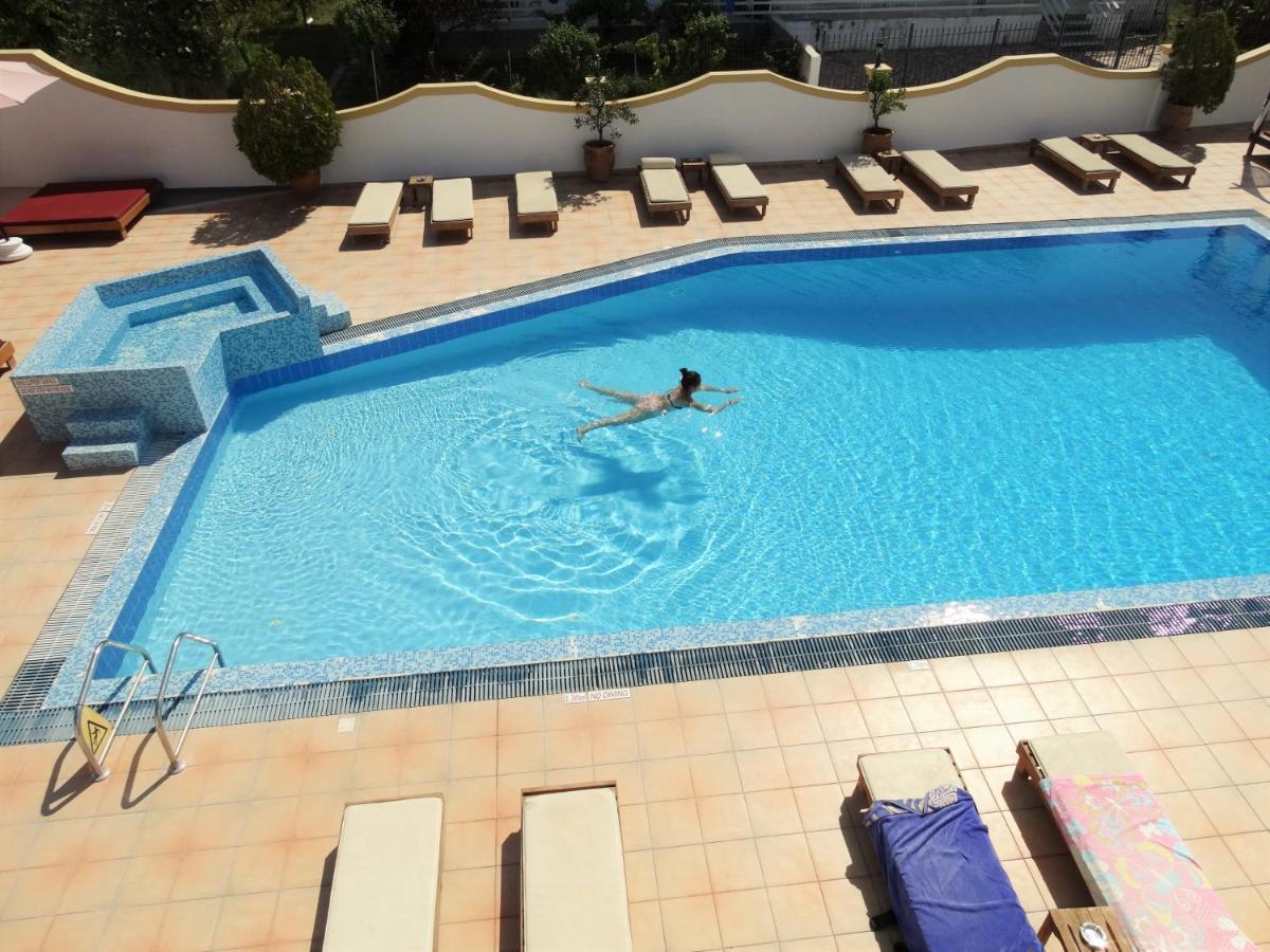 Oasis Beach Club Kavos Exterior photo
